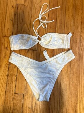 Abercrombie & Fitch White and Light Blue Marble-Print Bikini